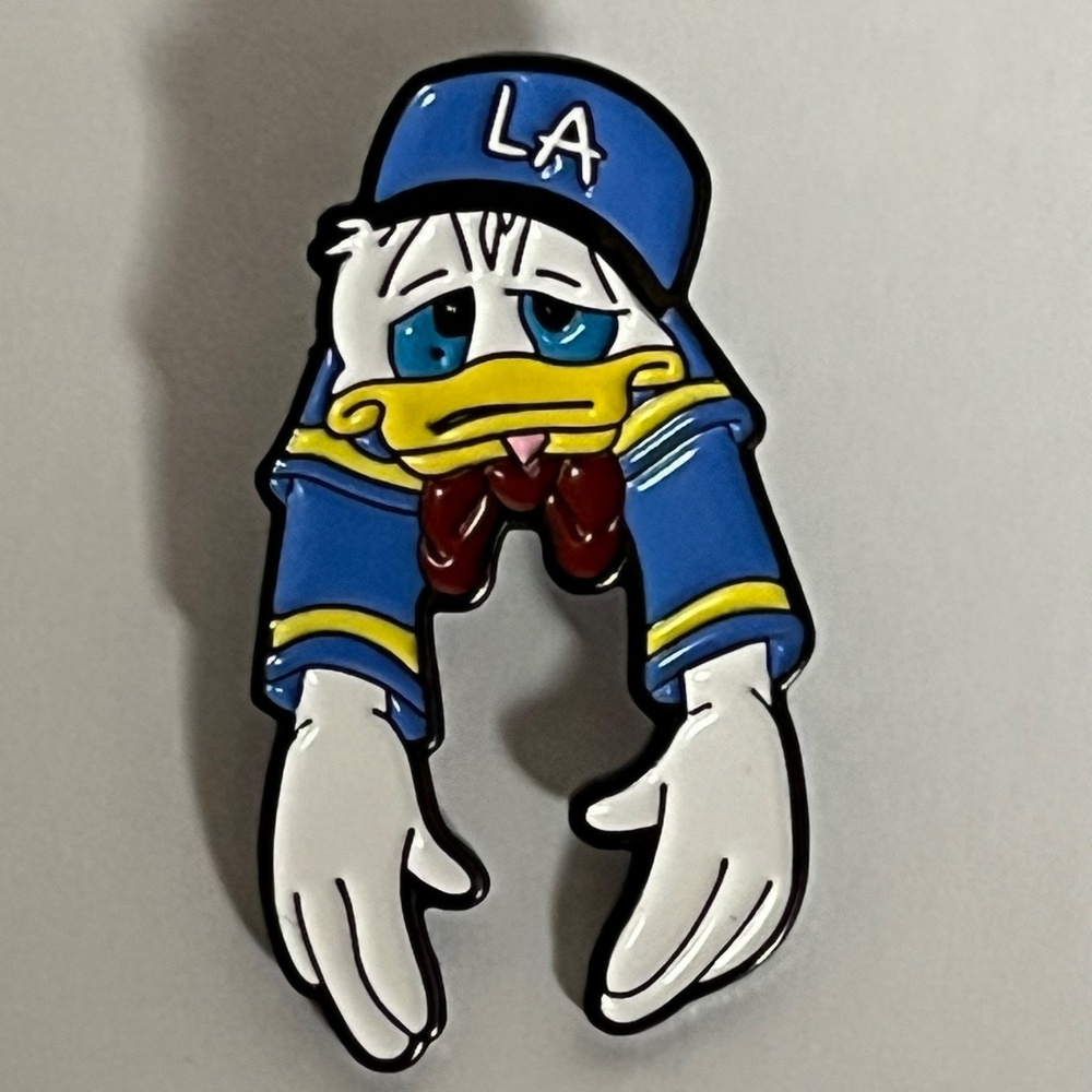 LA Dodgers Donald Duck Hat Pin Pins Streetwear Hats Bag Baseball Fitted New Era
